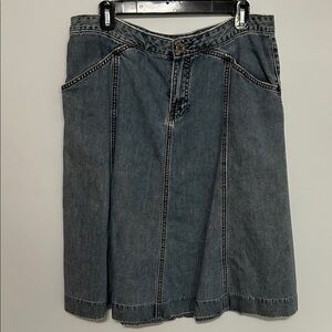 GAP denim skirt Knee length